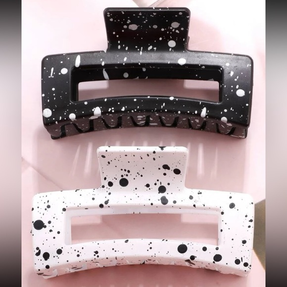 NEW| 2pcs Ink Print Hair Clip - Picture 2 of 3